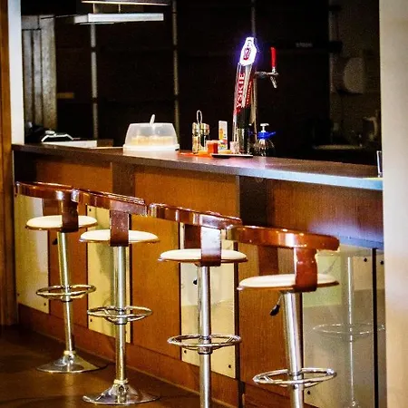 Luka Hotel