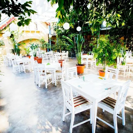 Luka Hotel 3*